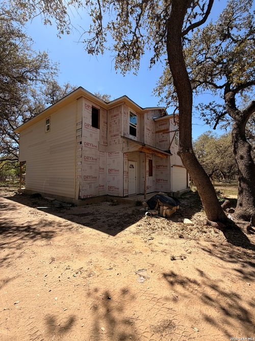 328 Primrose Ln, Poteet, TX, 78065-4516 | Card Image