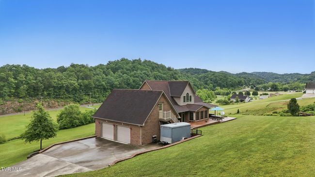 1124 Elizabethton Hwy, House other with 3 bedrooms, 3 bathrooms and null parking in Bluff City TN | Image 45
