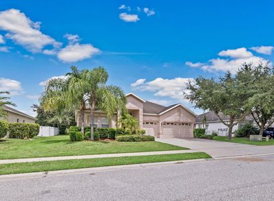 13517 Hunters Point Street, House other with 4 bedrooms, 3 bathrooms and null parking in Spring Hill FL | Image 3