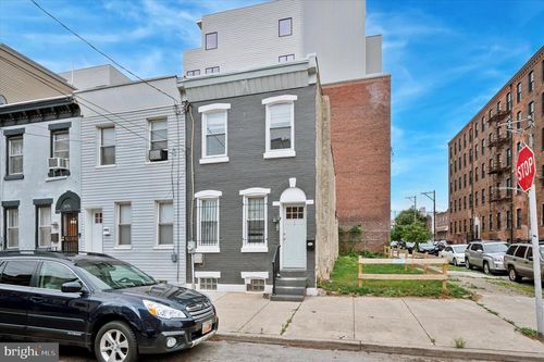 2440 Jasper St, PHILADELPHIA, PA, 19125-1240 | Card Image