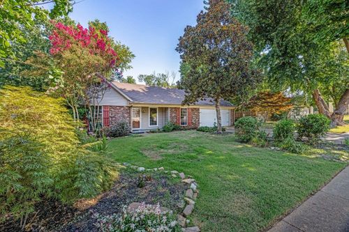 6264 Northampton Dr, Bartlett, TN, 38134-3630 | Card Image