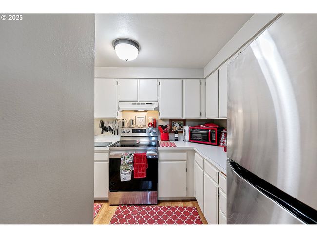 151 Treehill Loop, Condo with 2 bedrooms, 2 bathrooms and null parking in Eugene OR | Image 19