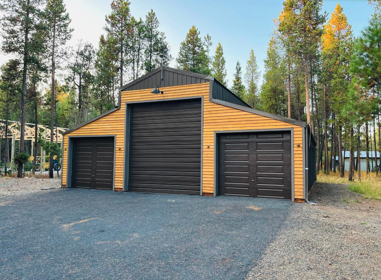 17322 Kingsburg Rd, Bend, OR 97707