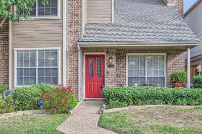 102 - 17715 Windflower Way, Condo with 3 bedrooms, 2 bathrooms and null parking in Dallas TX | Image 3