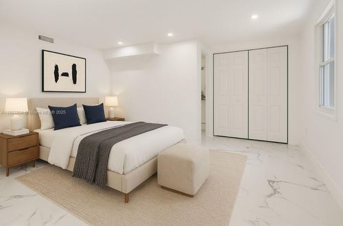 232 Sw 22nd St, Fort Lauderdale, FL, 33315-2533 | Card Image