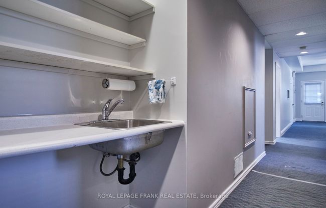 106 Colborne St E, Home with 0 bedrooms, 0 bathrooms and null parking in Whitby ON | Image 17