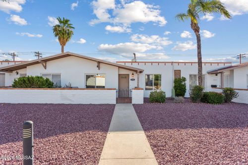 2166 S Calle Polar, Tucson, AZ, 85710 | Card Image