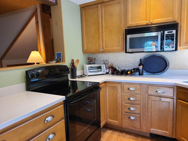 752A - 33 Clovers Way, Condo with 3 bedrooms, 3 bathrooms and null parking in Peru VT | Image 7