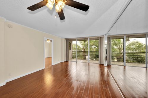 4g-118 Royal Park Dr, Oakland Park, FL, 33309-6544 | Card Image