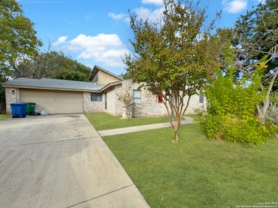 6311 Viva Max Dr, House other with 4 bedrooms, 2 bathrooms and null parking in San Antonio TX | Image 2