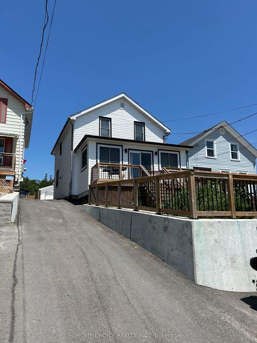 30 Alexander St, Port Hope, ON, L1A1B2 | Card Image