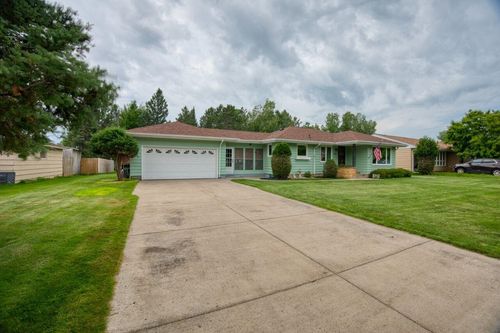 333 S 2nd St E, Aurora, MN, 55705-1548 | Card Image
