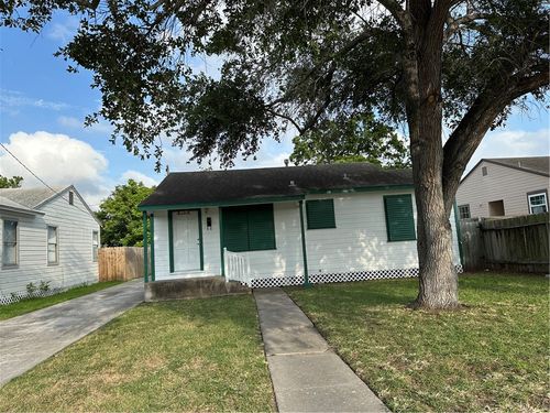 4822 Dodd Dr, Corpus Christi, TX, 78415-1528 | Card Image