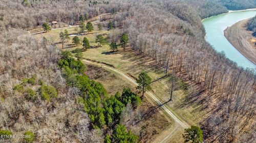 5031 Robbinstown Rd, Byrdstown, TN, 38549-4550 | Card Image
