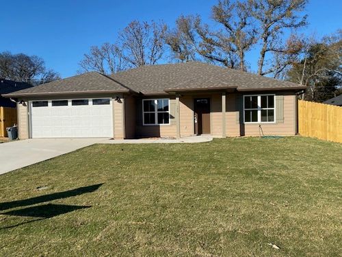 123 Brenlind Ln, Mineola, TX, 75773-1906 | Card Image