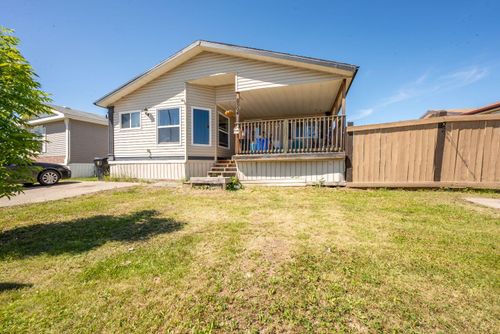 8504 90 St, Grande Prairie, AB, T8X0A8 | Card Image