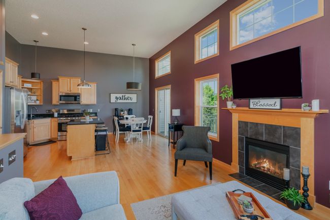 Living room towards kitchen.JPG | Image 7