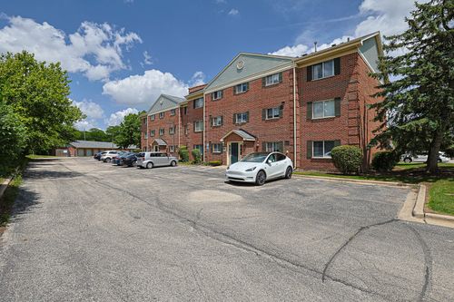 apt-3b-1520 River West Ct, Mount Prospect, IL, 60056-1778 | Card Image