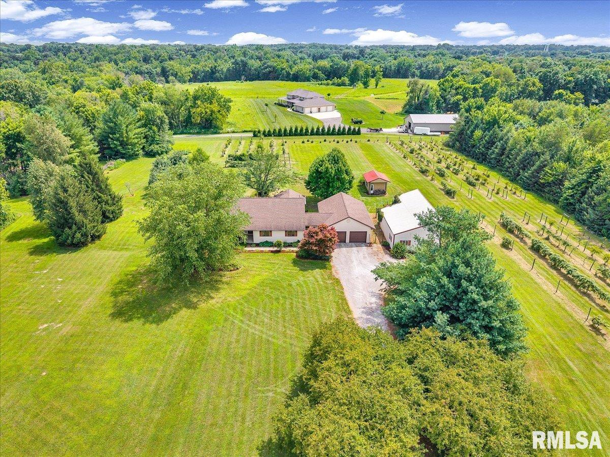8214 W Maple Ridge Rd, For Sale in Peoria - eXp Realty