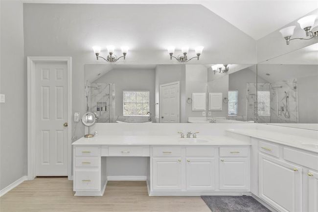 1110 Enclave Sq W, Townhouse with 3 bedrooms, 3 bathrooms and 2 parking in Houston TX | Image 29