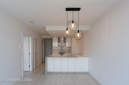 4701-4670 Assembly Way, Burnaby, BC, V5H0H3 | Card Image