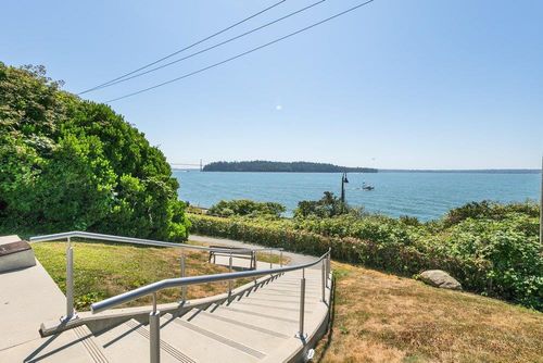 208-2119 Bellevue Ave, West Vancouver, BC, V7V1C2 | Card Image
