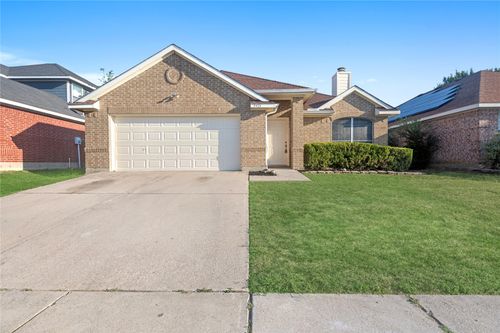 5421 Trout Creek Ct, Watauga, TX, 76137-4725 | Card Image