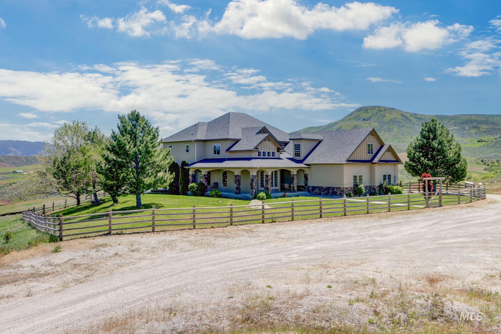 Brownlee Rd, Horseshoe Bend, ID 83629