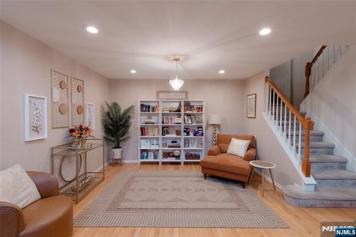 59 Morning Watch Rd, Wayne, NJ, 07470-8454 | Card Image