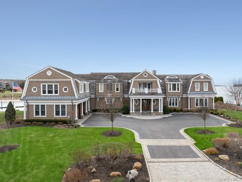 36 Hawkins Dr, Northport, NY, 11768-1528 | Card Image