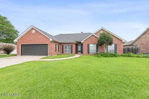 210 Revere Dr, Youngsville, LA, 70592-5829 | Card Image