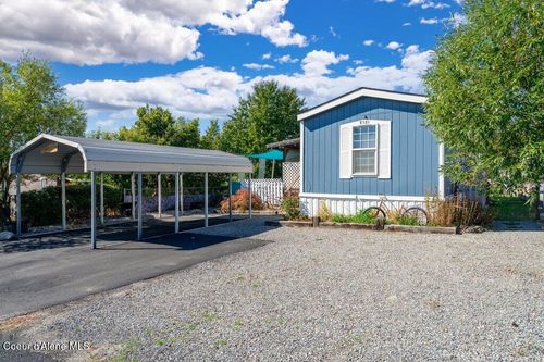8581 N Angelica Ln, Post Falls, ID, 83854-8426 | Card Image