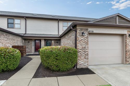 9118 Backwater Dr, Indianapolis, IN, 46250-4132 | Card Image
