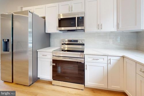 2640 N Jessup St, PHILADELPHIA, PA, 19133-1406 | Card Image