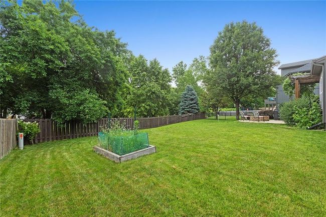 23210 W 45 Th St, House other with 4 bedrooms, 5 bathrooms and null parking in Shawnee KS | Image 44