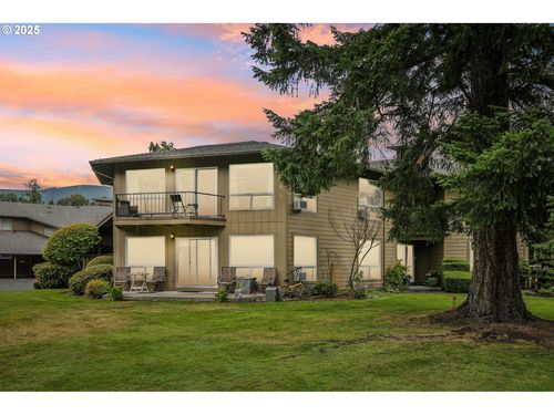 68646 E Fairway Estates Rd, Welches, OR, 97067-0075 | Card Image