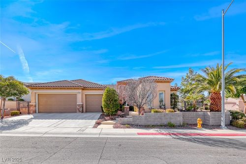 2357 Wisconsin Dells Dr, Henderson, NV, 89044-1043 | Card Image