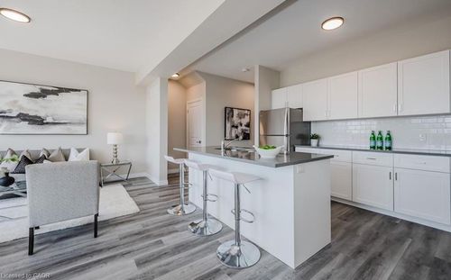 66 Ayr Meadows Cres, Ayr, ON, N0B1E0 | Card Image