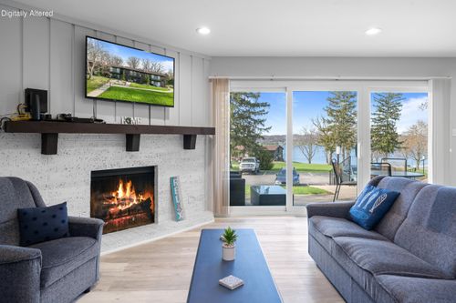 12 Interlaken Dr, Lake Geneva, WI, 53147 | Card Image