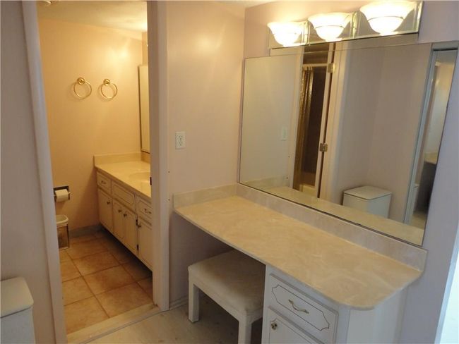 MASTER BATH ROOM W/VANITY AREA | Image 14