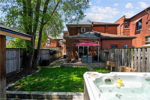 550 James St N, Hamilton, ON, L8L1J5 | Card Image