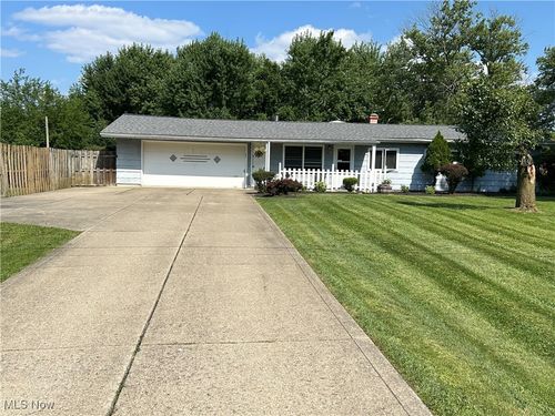 1913 Paul Dr, Brunswick, OH, 44212-3933 | Card Image