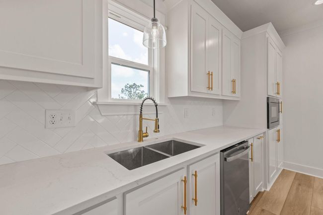 Kitchen | Image 15