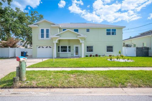 8704 Bay Crest Ln, Tampa, FL, 33615-4408 | Card Image