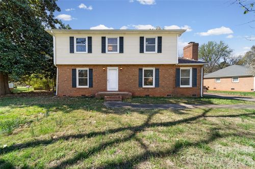 2517 Gum Wood Ct, Matthews, NC, 28105-3847 | Card Image