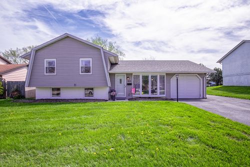 903 Notre Dame Dr, Matteson, IL, 60443-1530 | Card Image