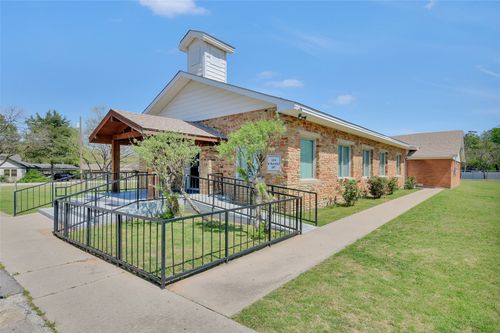 1214 N Bus 287 Highway, Decatur, TX, 76234 | Card Image