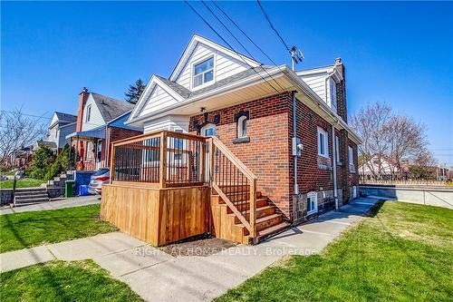 2 Lydia St, Hamilton, ON, L8K3B9 | Card Image