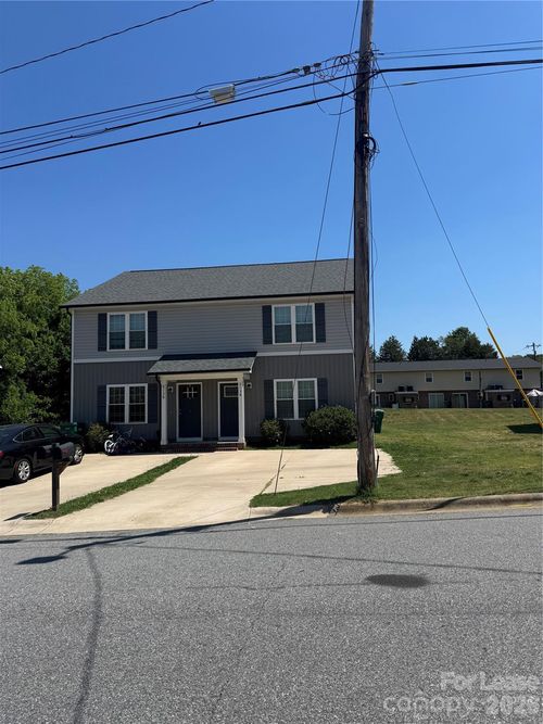 a-213 N Oak Gq St, Salisbury, NC, 28146-8755 | Card Image