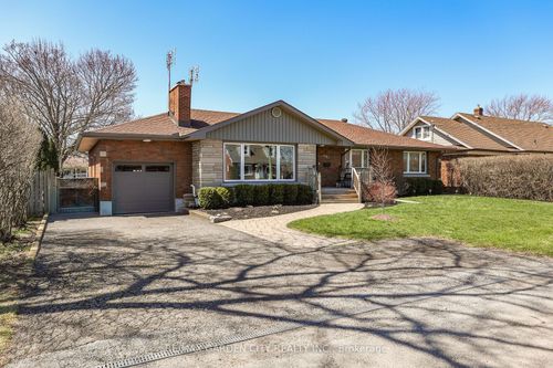 491 Niagara St, St Catharines, ON, L2M3P4 | Card Image